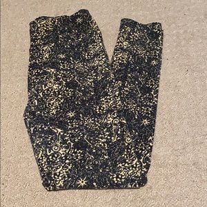 LuLaRoe leggings